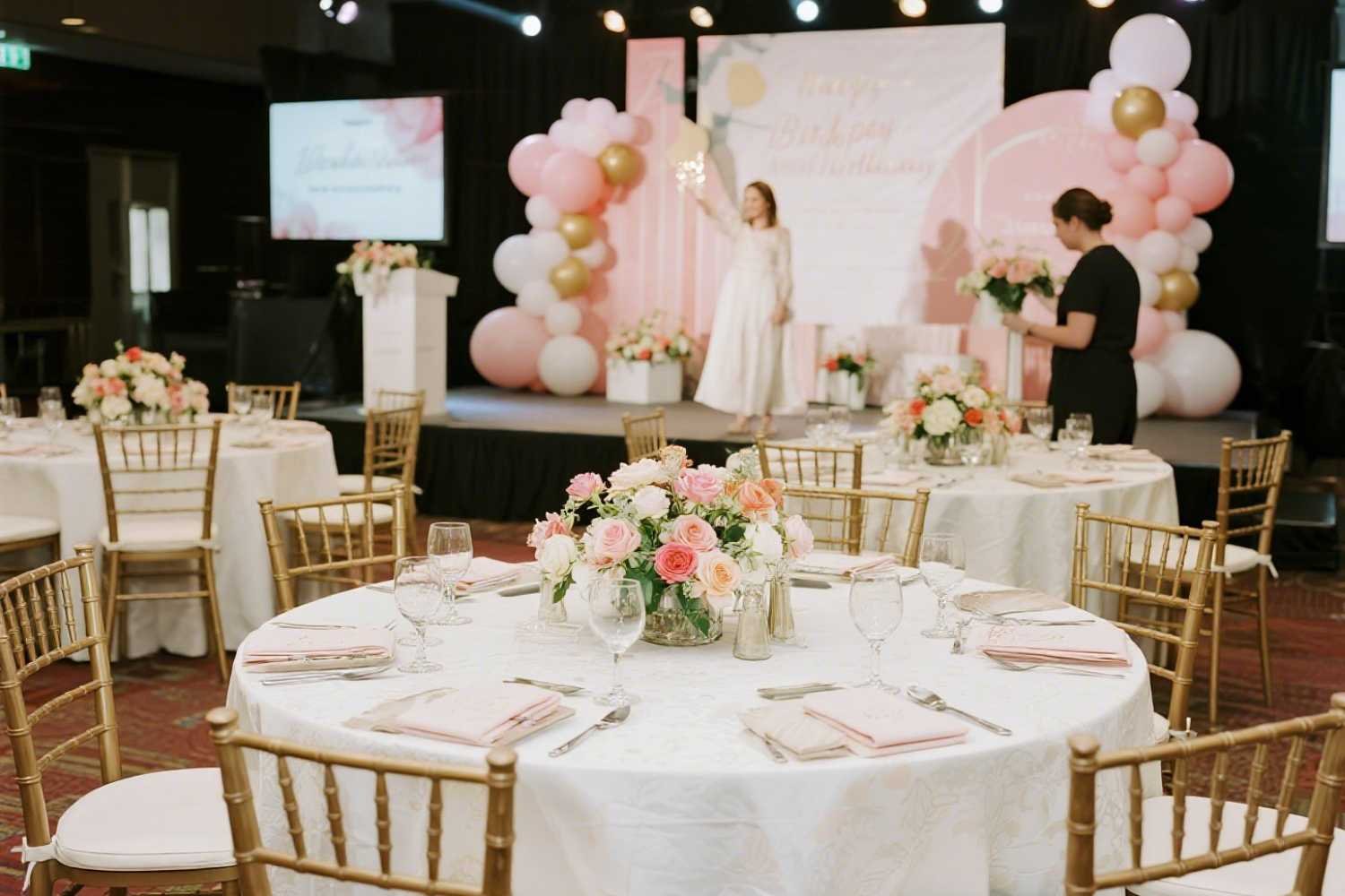 Sandal Tree - Flower shop: For Reliable & Stunning Designs