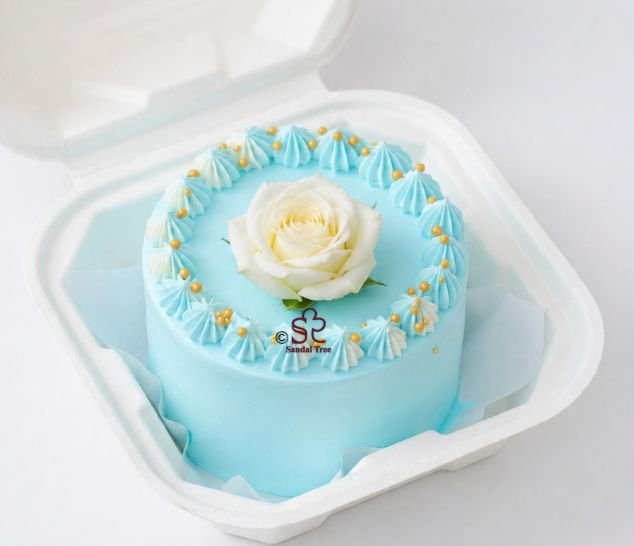 Blue Rose Mini Cake